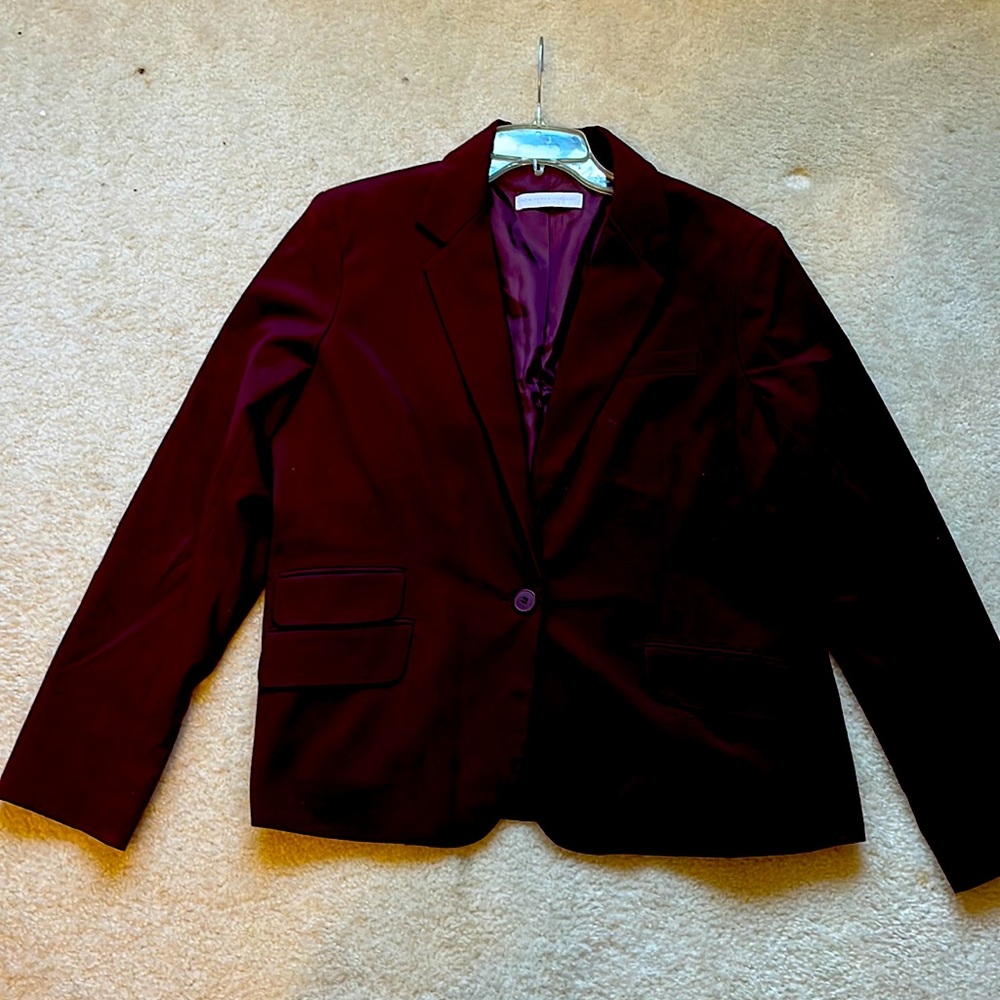 Ladies burgundy business jacket from NY & Company